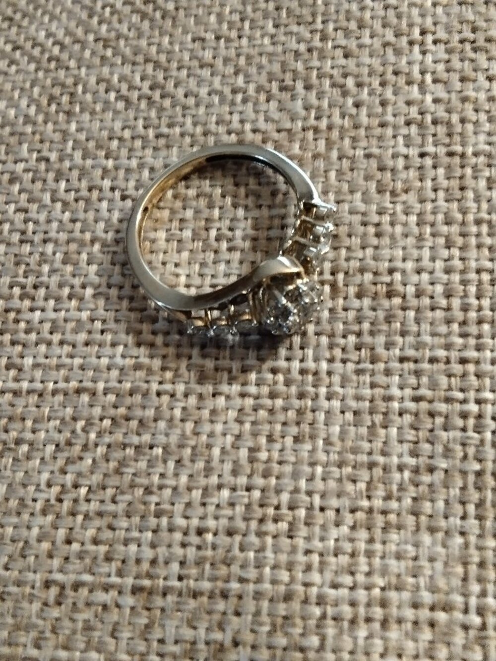 Diamond cocktail ring 💍 size 7.
